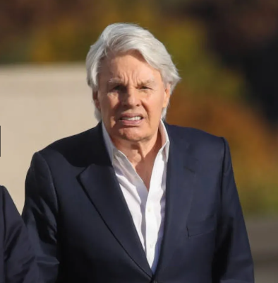 Бывший глава Abercrombie & Fitch может избежать наказания за секс-домогательства из-за деменции о попперс