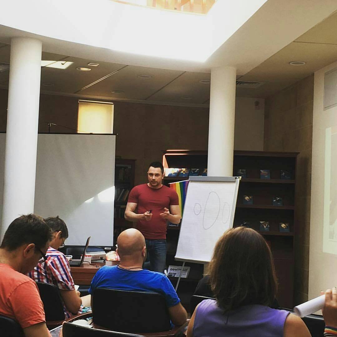 Специались компании АБЦ Попперс Специалист компании АБЦ Попперс